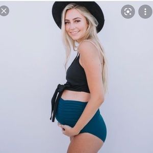 Kortni Jeane Maternity bottoms; Size Small